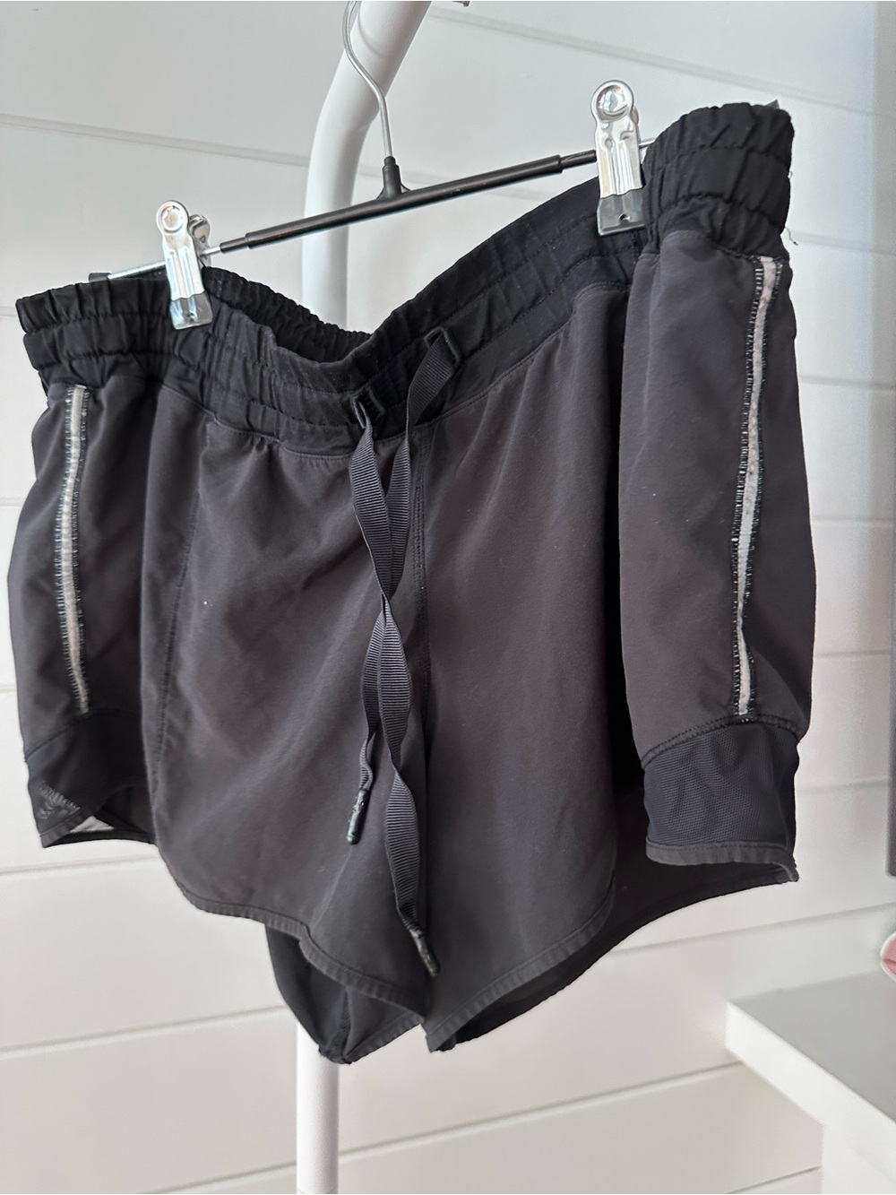 Lululemon Hotty Hot Short (Long 4") Black